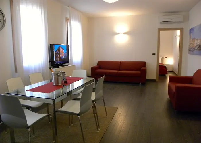 Venice Dante Апартаменты *