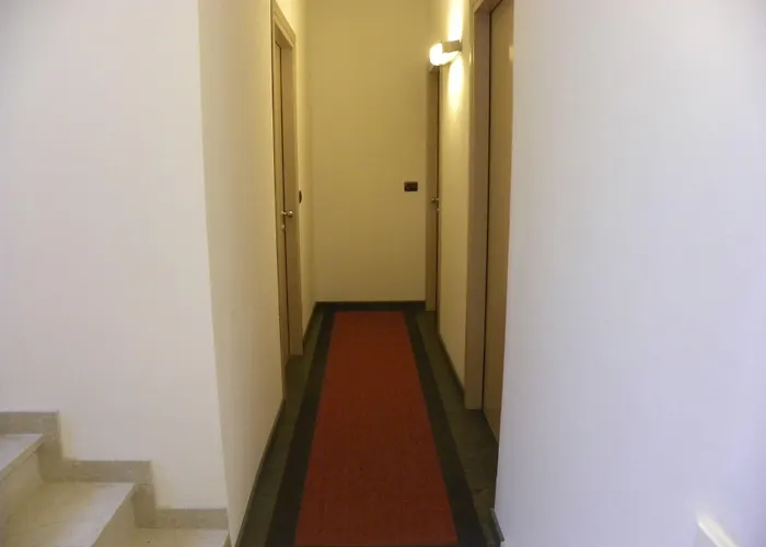 Venice Dante Апартаменты Местре