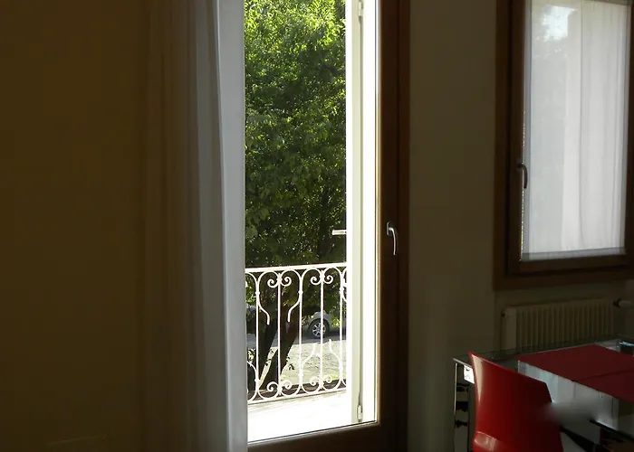 Venice Dante Местре